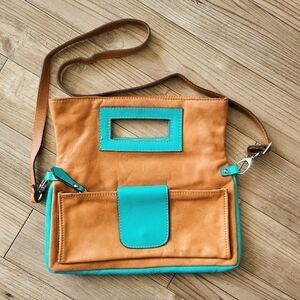 Vintage Italian Leather Crossbody / Clutch – “Moda in Italia”
